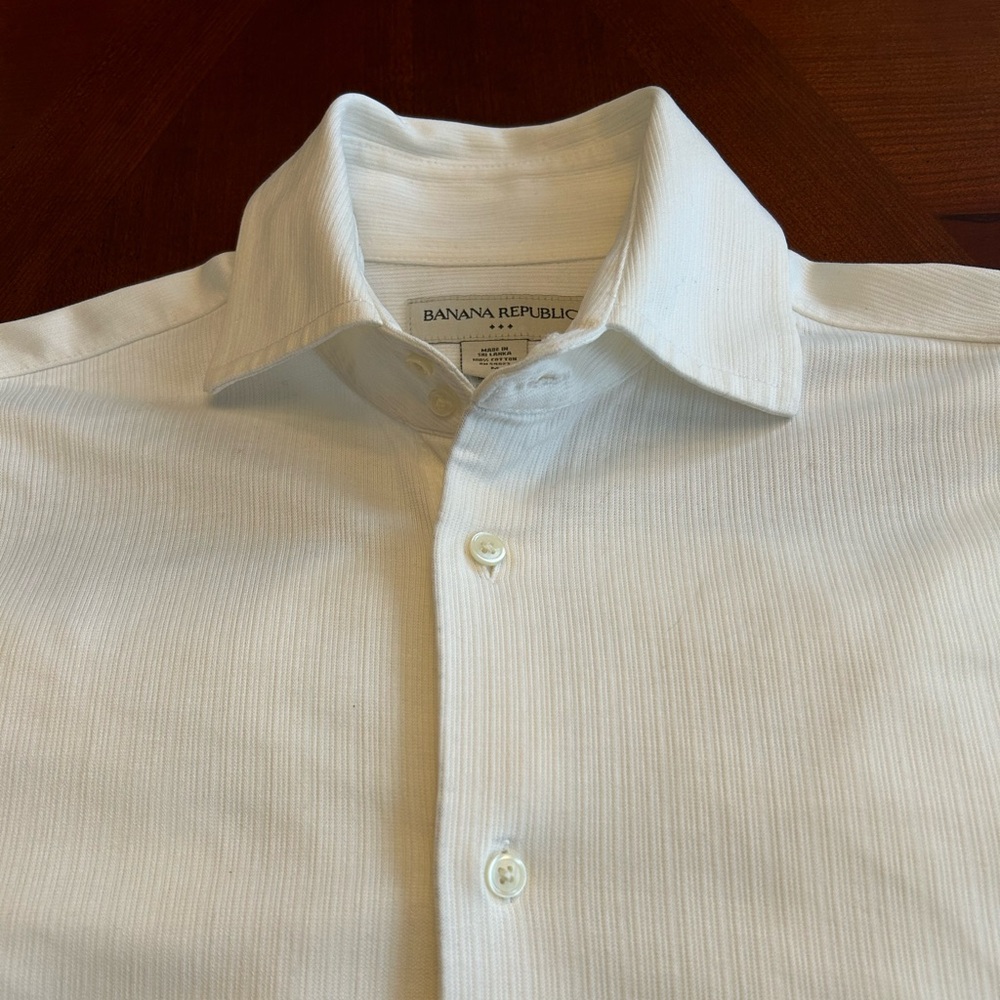 Banana Republic Men’s White Long Sleeve Dress Shirt